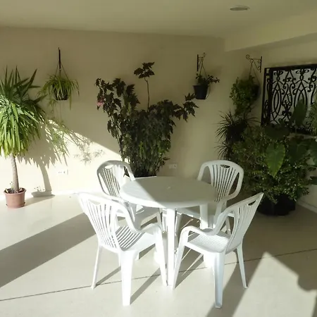 Residencia Batuecas *